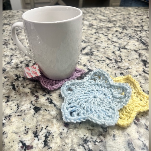 HANDMADE Star Crochet 3pc Coaster Set - Picture 3 of 10